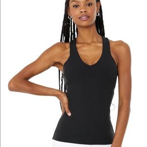 alo yoga elevate tank - black medium